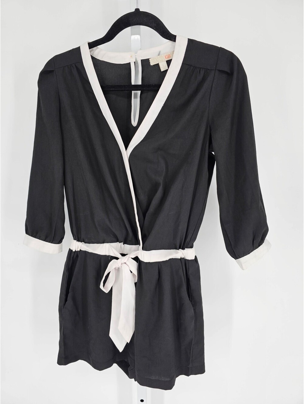 Gianni Bini Womens Sz S 3/4 Sleeve Romper Jumpsiot Shorts Black White Trim